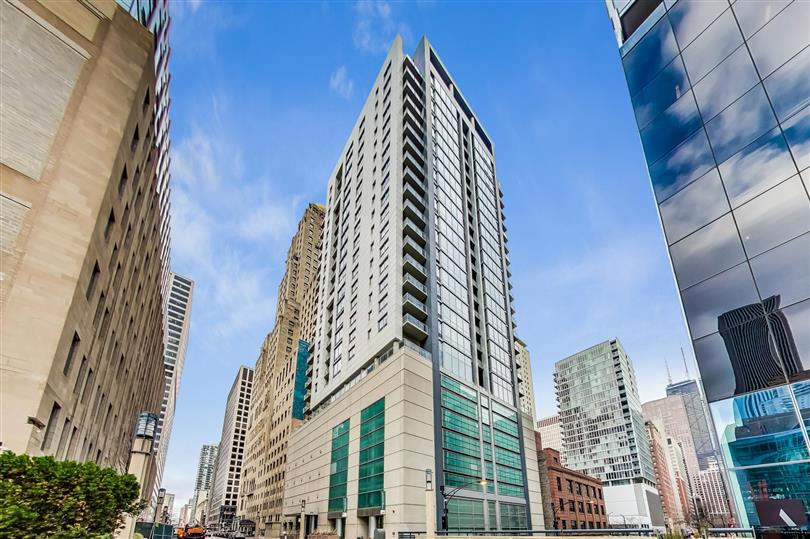 160 E Illinois