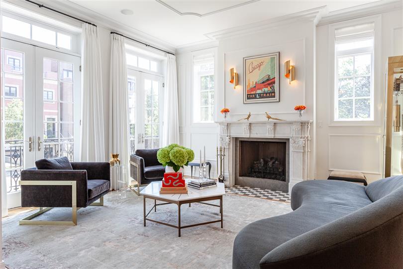 Just Sold in Lakeview: 1752 W Surf St, Chicago, IL