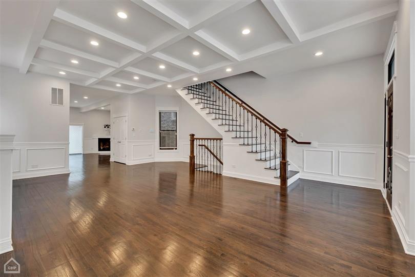 Just Sold in Lawndale: 2825 W Congress Pkwy, Chicago, IL 60612