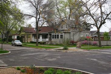 Walking Tour of Chicago's Villa District