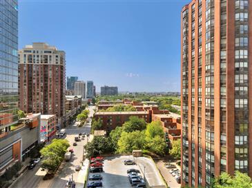 New to the Market: 899 S Plymouth, Unit 1108, Chicago, IL 60605