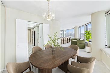 Just Sold in New Eastside: 155 N Harbor Dr Unit 1003, Chicago, IL