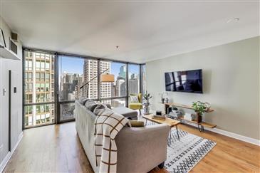 Just Sold in River North: 2 E Erie St Unit 2501, Chicago, IL